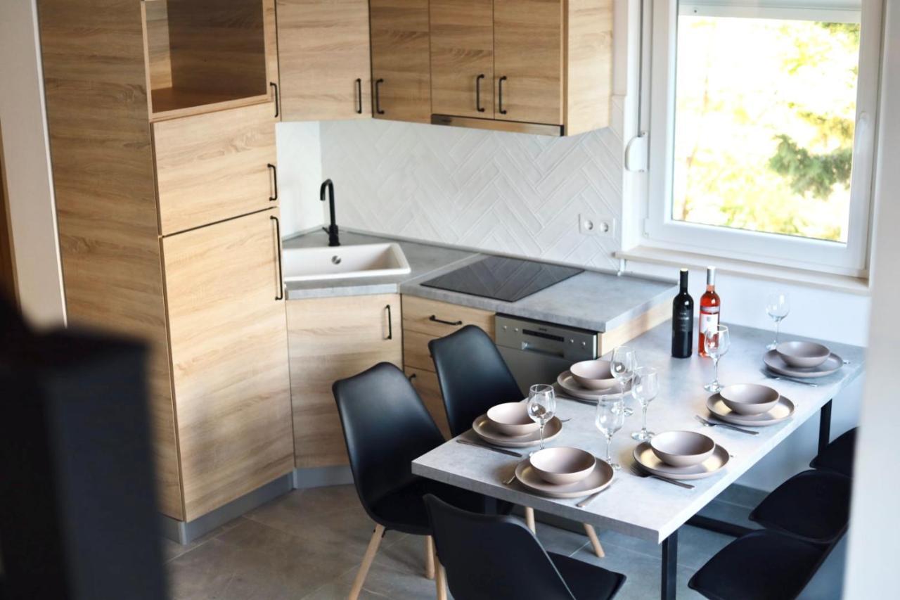 Gajac Apartment House Gaia מראה חיצוני תמונה