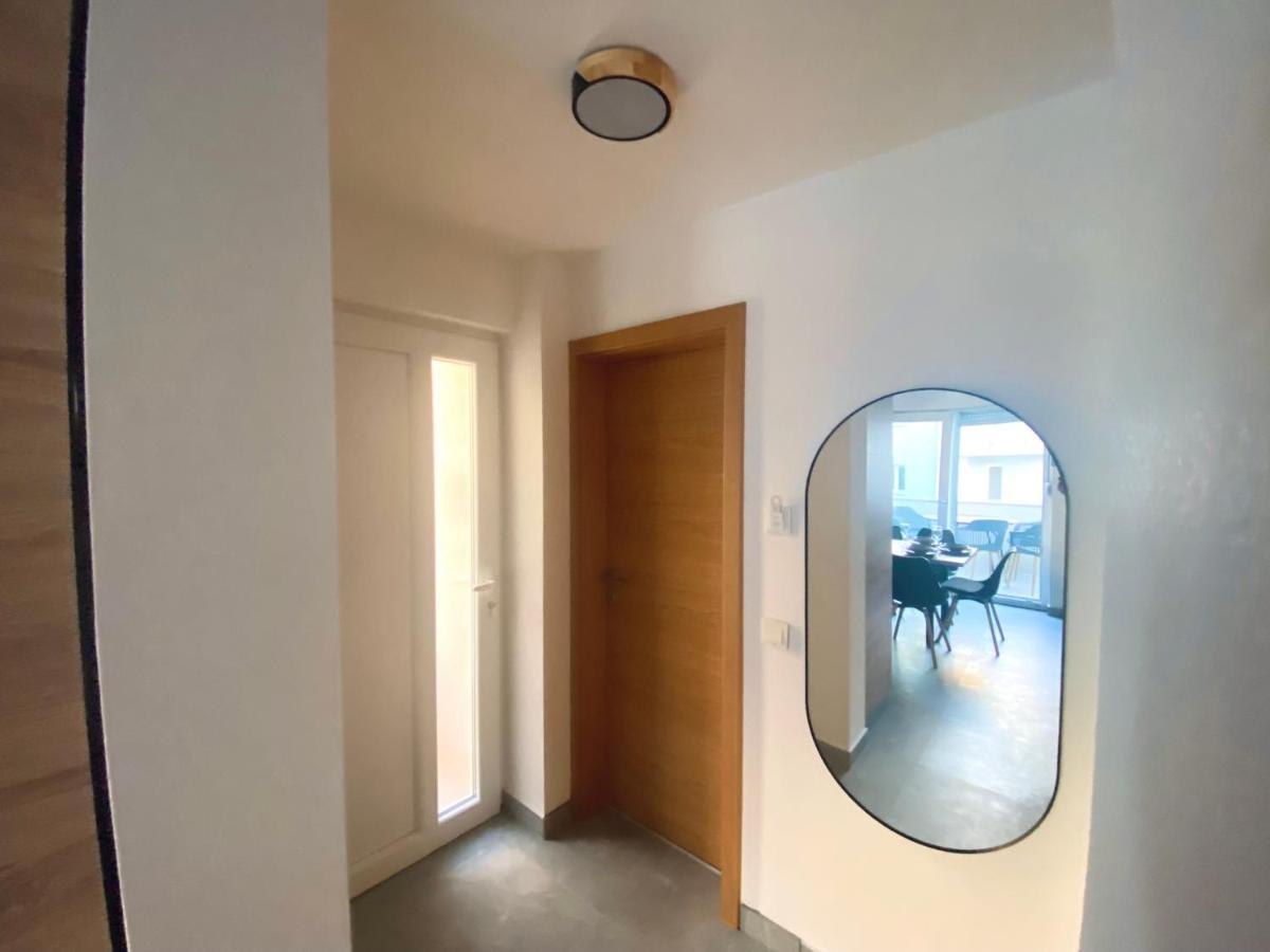 Gajac Apartment House Gaia מראה חיצוני תמונה