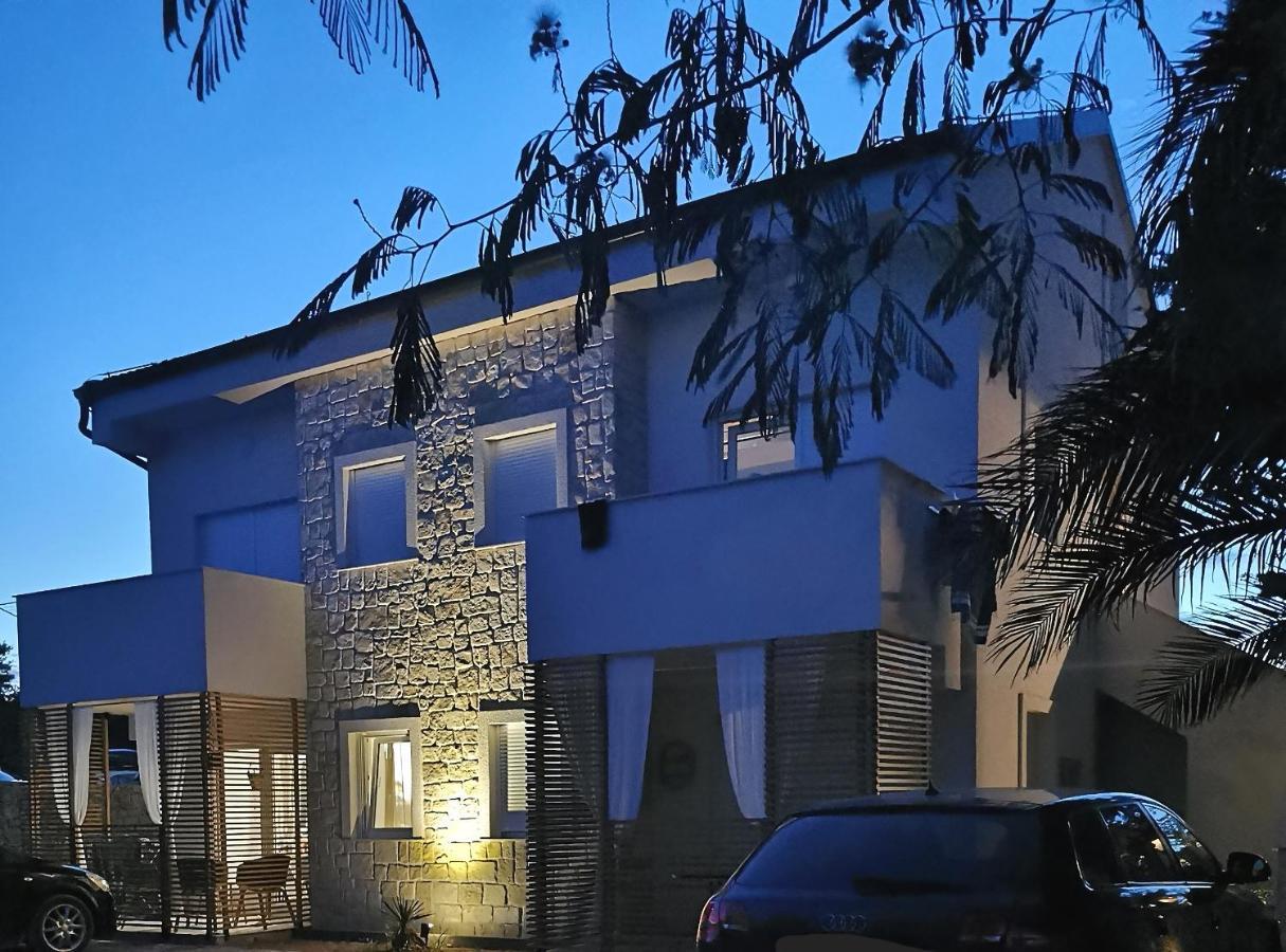 Gajac Apartment House Gaia מראה חיצוני תמונה