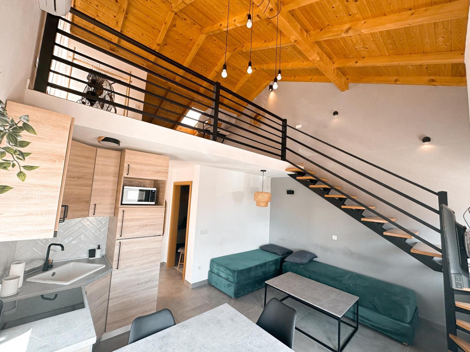 Gajac Apartment House Gaia מראה חיצוני תמונה